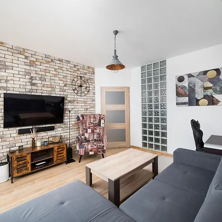 Apartment Wola Jana Kazimierza Chic By Bookinghost