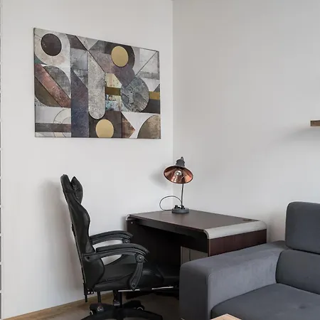 Wola Jana Kazimierza Chic By Bookinghost Lägenhet