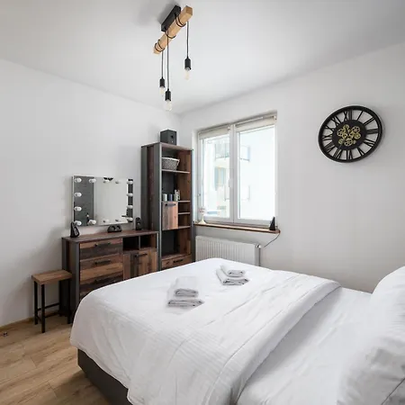 Apartment Wola Jana Kazimierza Chic