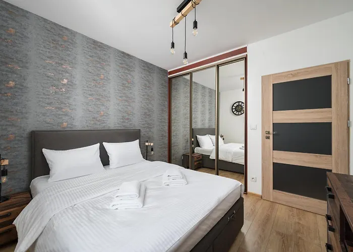 Wola Jana Kazimierza Chic By Bookinghost Apartman *