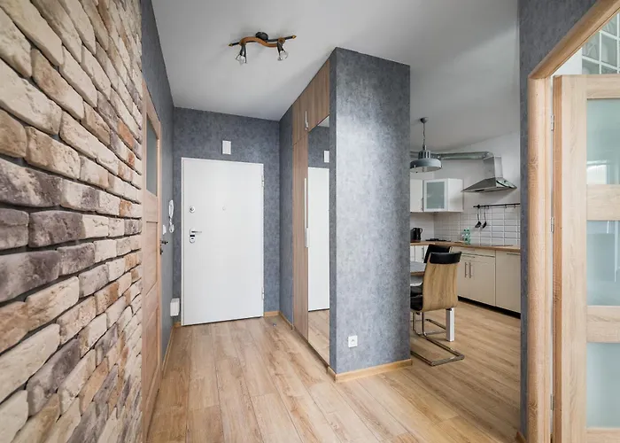 Wola Jana Kazimierza Chic By Bookinghost